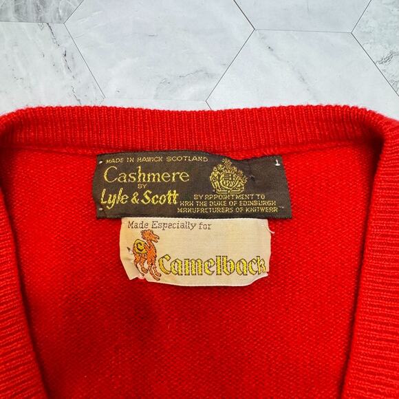 Vintage Lyle & Scott Mens XL Red Gray Argyle Cashmere Sweater Scotland 90s READ - Picture 2 of 11